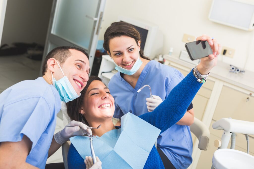 5 Types of Emails Dentists Can Use to Help Keep Their Patients Happy