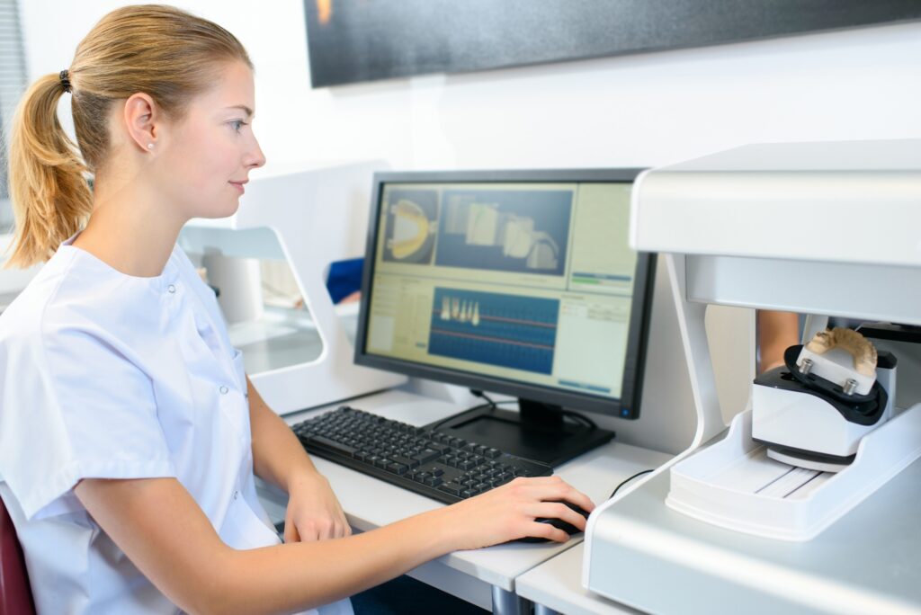 Why You Should Consider Using Dental Software